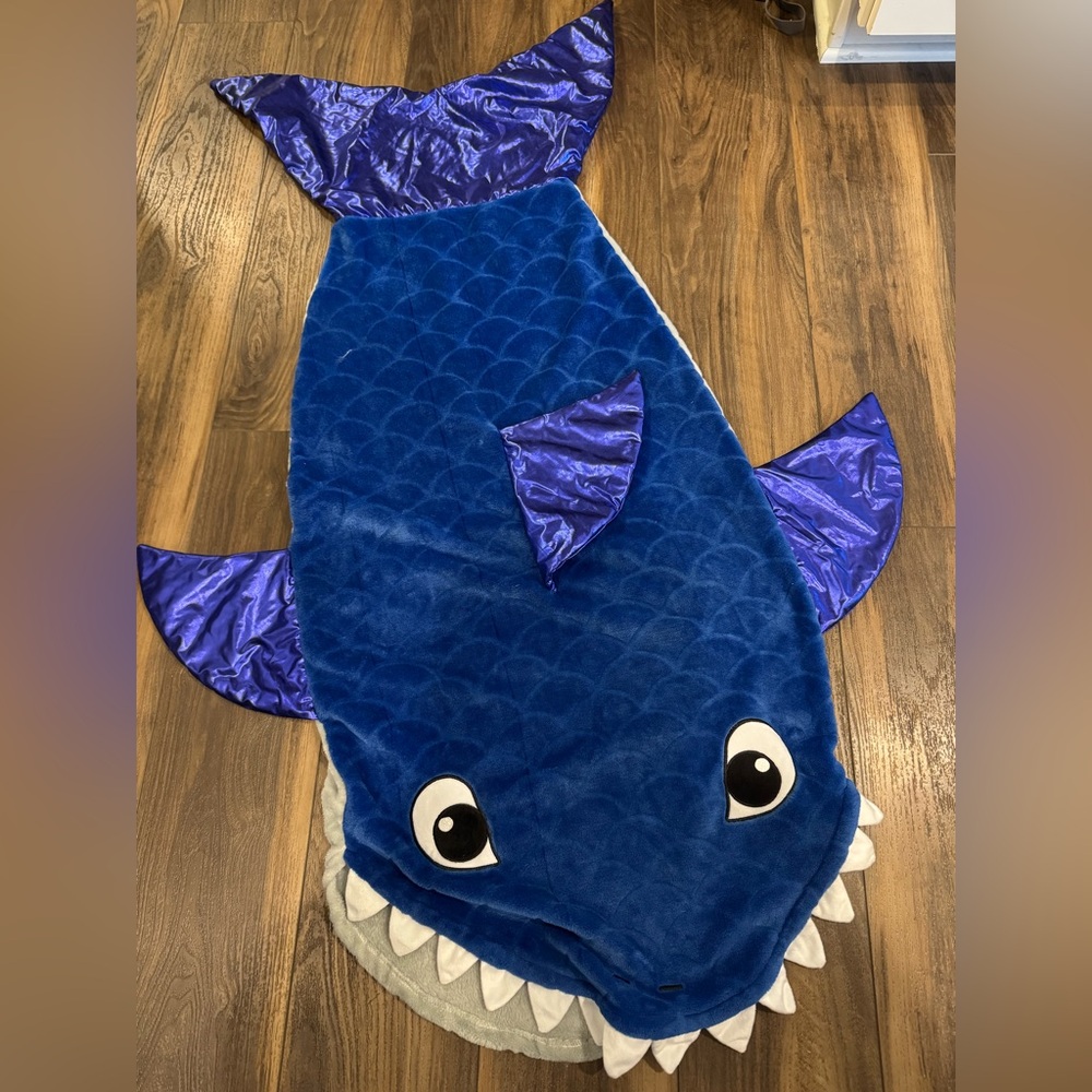 Shark blanket